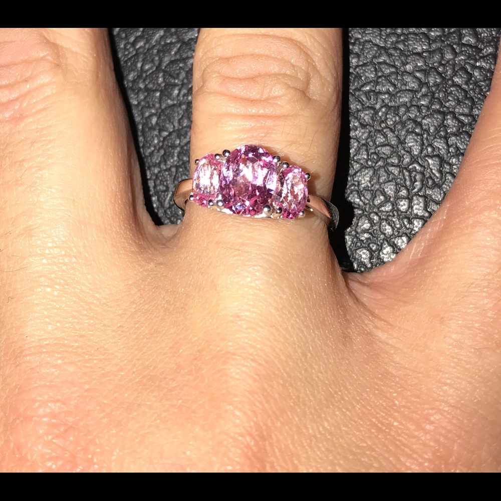 3 stone ring